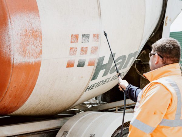 discrete-concrete-remover in action