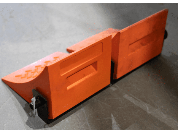 5T dual wheel chock bracket
