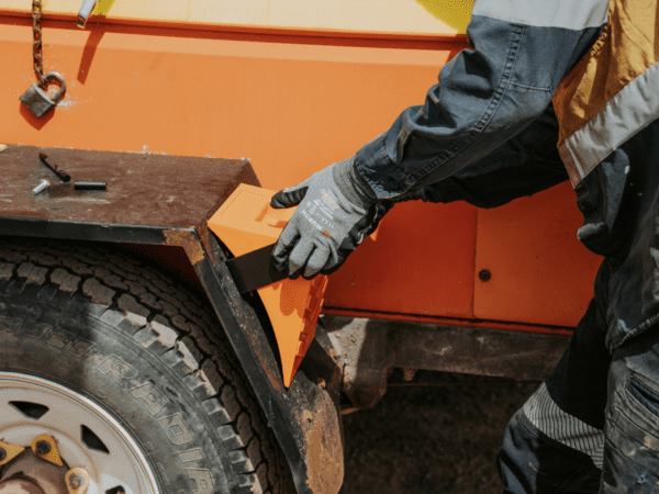 installing a 5t bracket